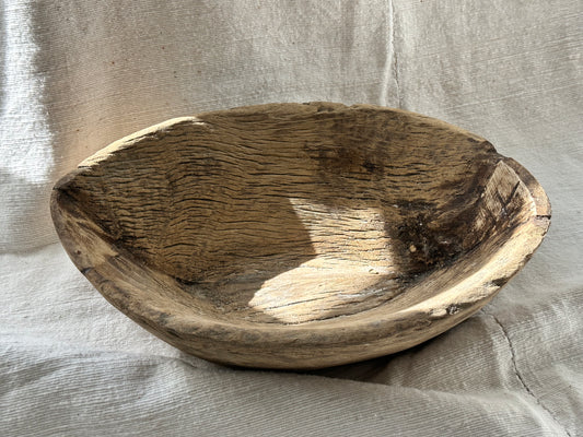 vintage oval wood bowl