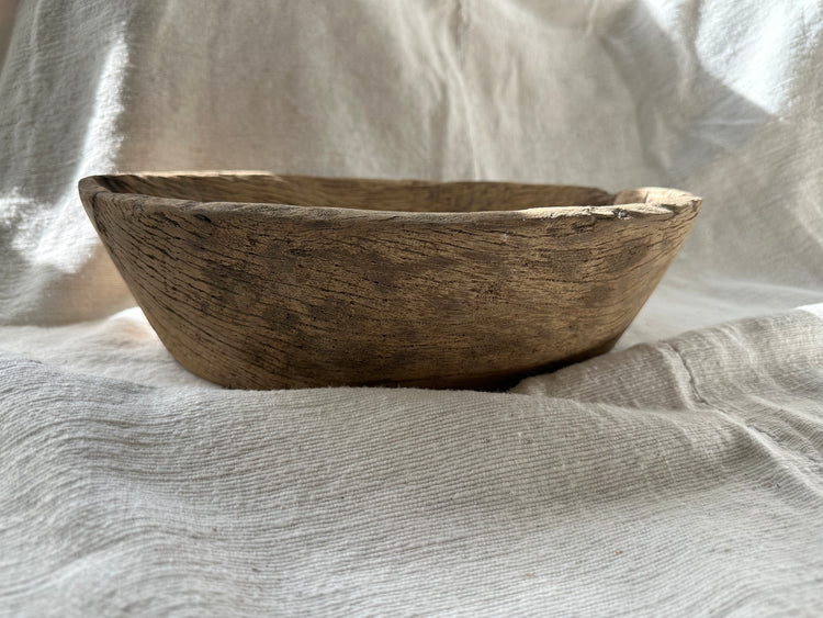 vintage oval wood bowl